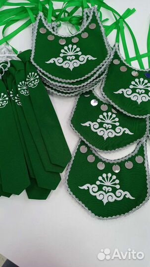 Галстук с орнаментом