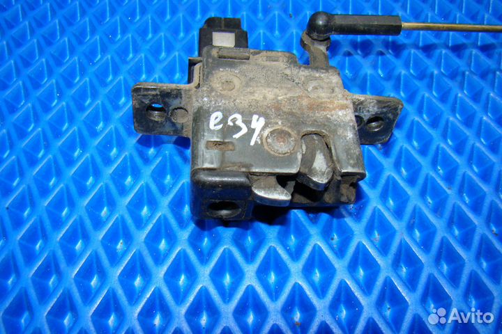 Замок багажника BMW E34