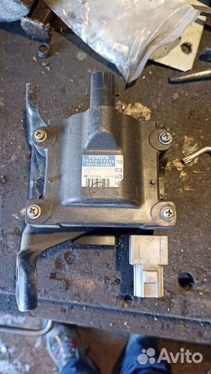Катушка зажигания toyota 029700-7700 12 v
