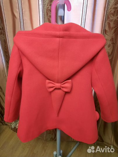 Пальто для девочки демисезонное