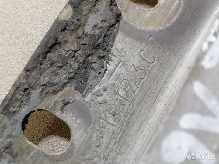 Петля капота для Opel Vectra A 1988-1995