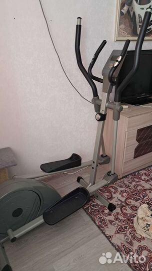 Эллиптический тренажер torneo