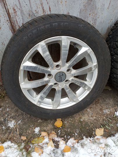 Диски литые с шинами 205/55 R 16