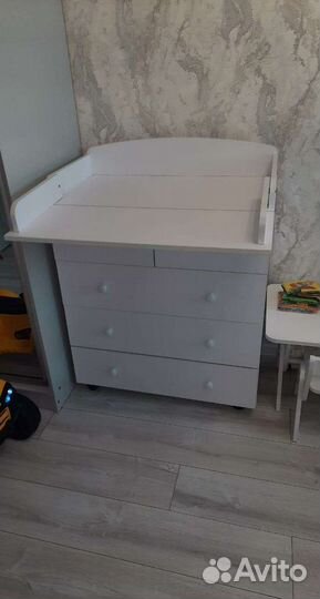 Пеленальный комод белый