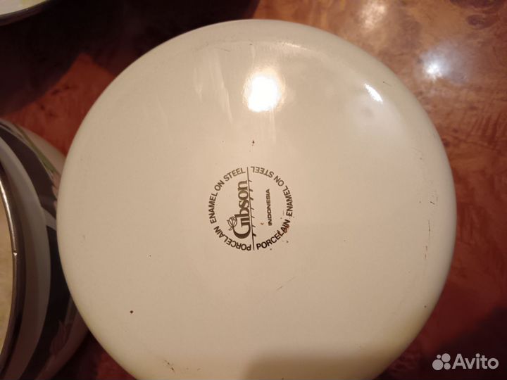 Кастрюли эмалированные