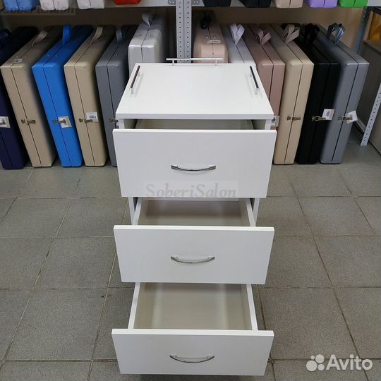 Этажерка тележка косметологическая