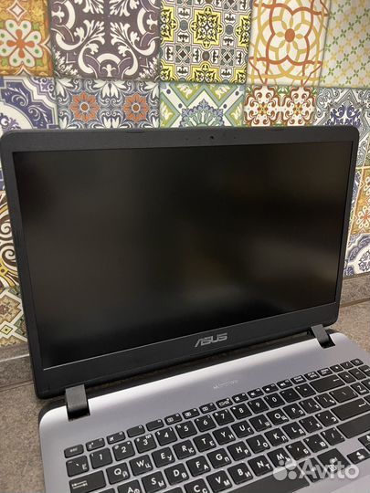 Ноутбук asus