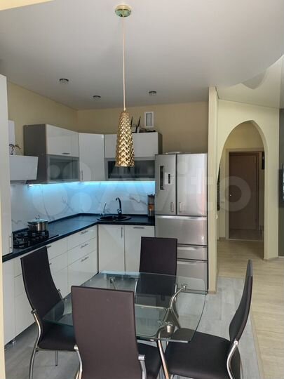 3-к. квартира, 115 м², 10/10 эт.