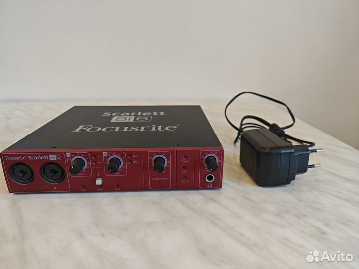 Звуковая карта Focusrite scarlett 8i6 1st gen