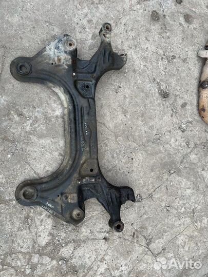 Балка поперечная под двс Chevrolet Aveo Т200 F14S3
