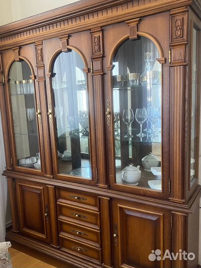 Буфеты и серванты бу