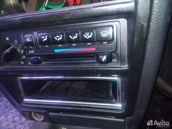 Блок управления отопителем Nissan Primera P10