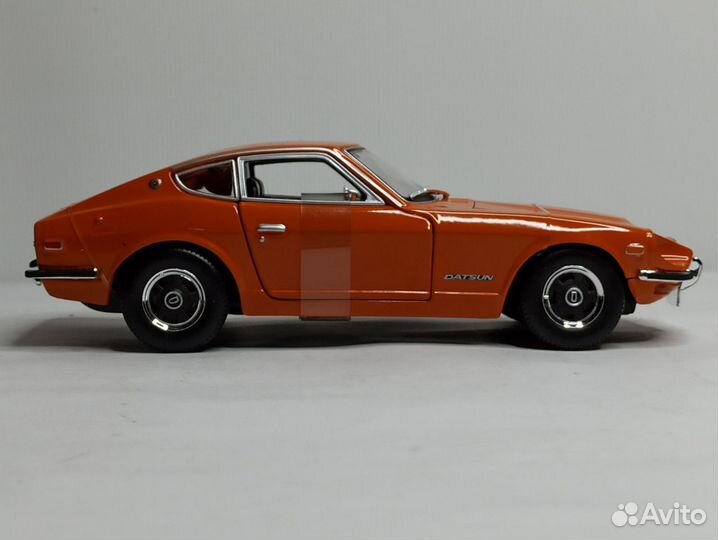 Datsun (Nissan) 240Z 1971 Orange 1:18 Maisto