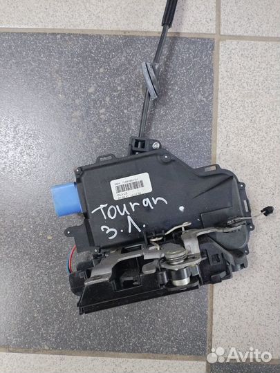 Замок двери задний правый левый