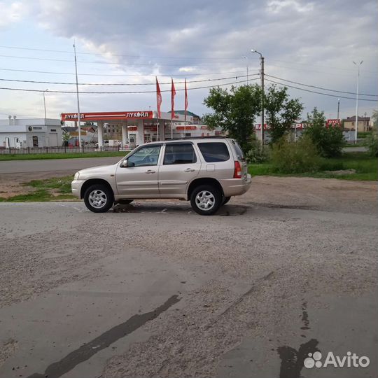 Mazda Tribute 2 AT, 2001, 300 000 км