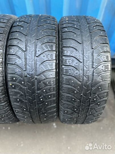 Bridgestone Ice Cruiser 7000 215/60 R17 100T