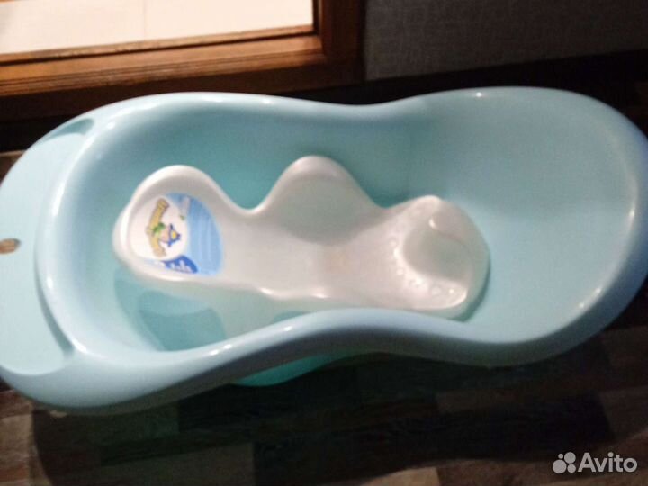 Ванночка для купания с горкой
