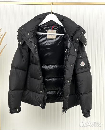 Пуховик moncler