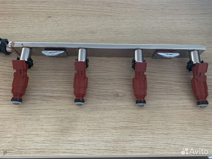 Рампа топливная 353002e001