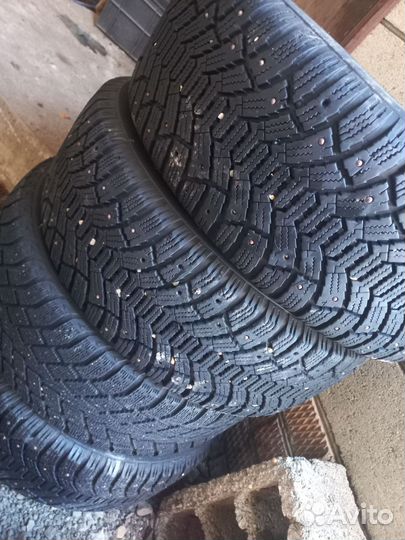 ACCU-TRAC 40K 215/55 R16 23G