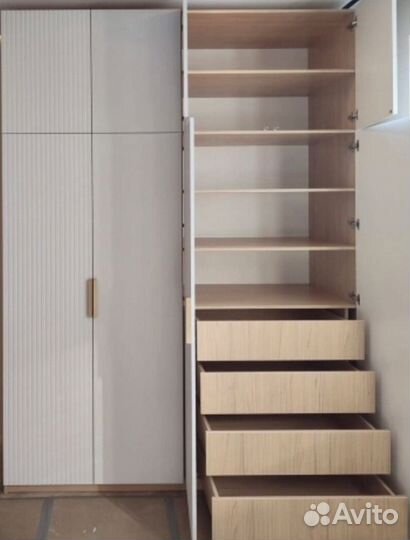 Шкаф по индивидуальному заказу