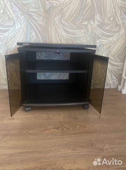 Тумба под телевизор