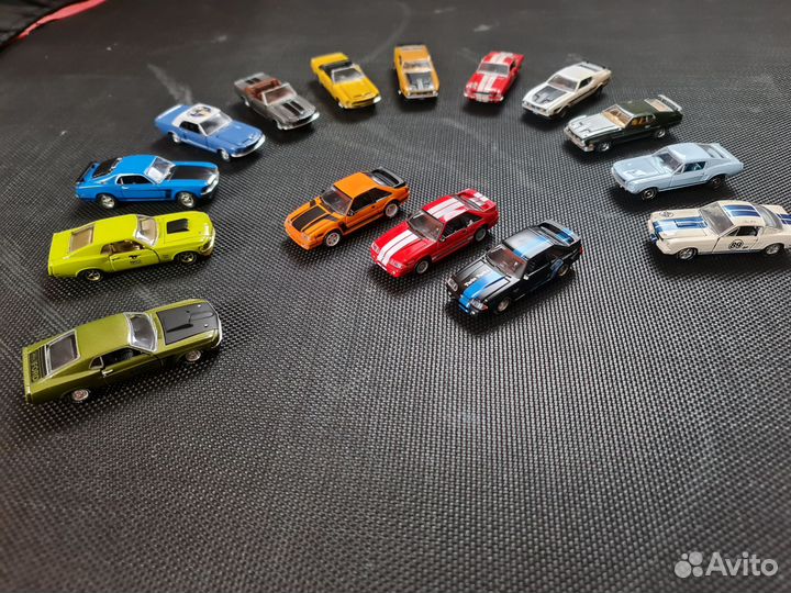 Коллекция mustang от Auto World, M2 Machines