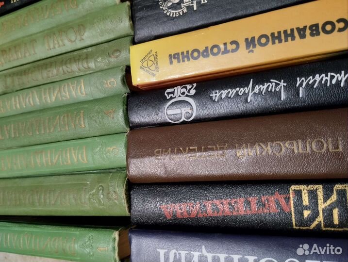 Книги разные лотом (25 штук)