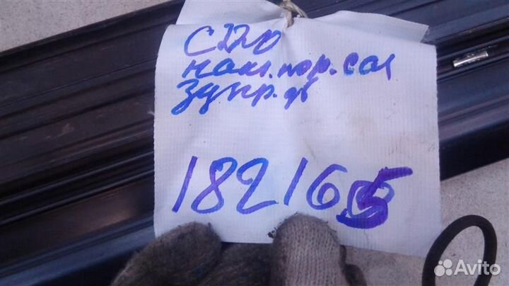 Накладка порога (внутренняя) задняя правая Merced