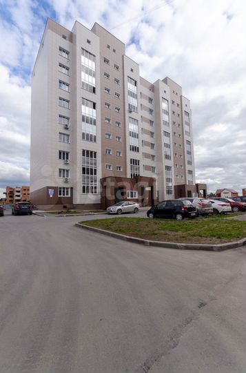 1-к. квартира, 42 м², 4/9 эт.