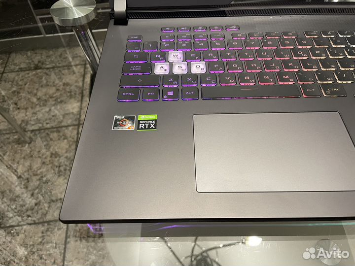 Asus ROG Strix G17 3060 R9 5900HX 16 512 144Hz