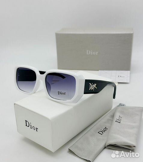 Солнечные очки Dior