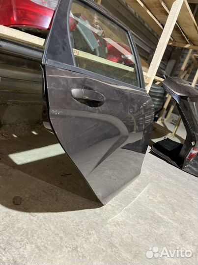Дверь в сборе задняя правая LADA Vesta SW