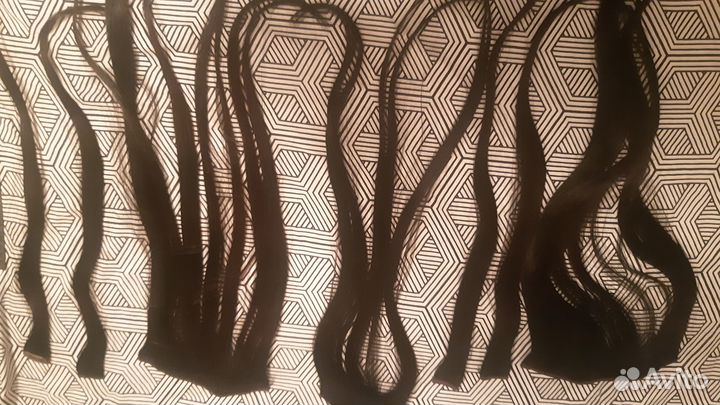 Натуральные волосы на трессах