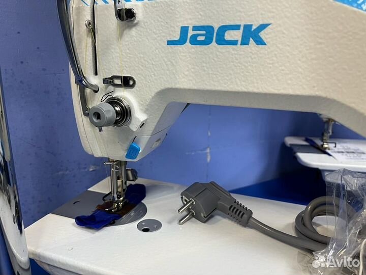Прямострочная швейная машина Jack JK-F4