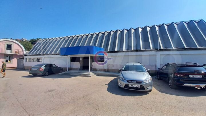 Коммерческое здание, 450 кв.м