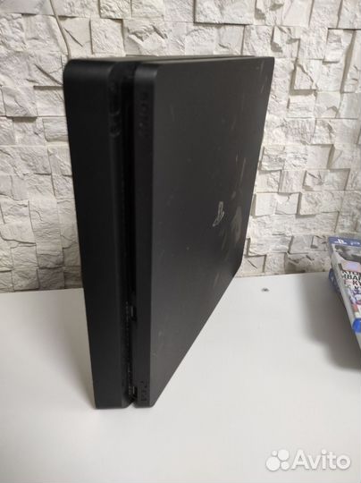 Sony PS4 slim 1tb