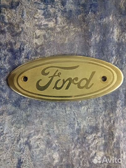 Эмблема Ford
