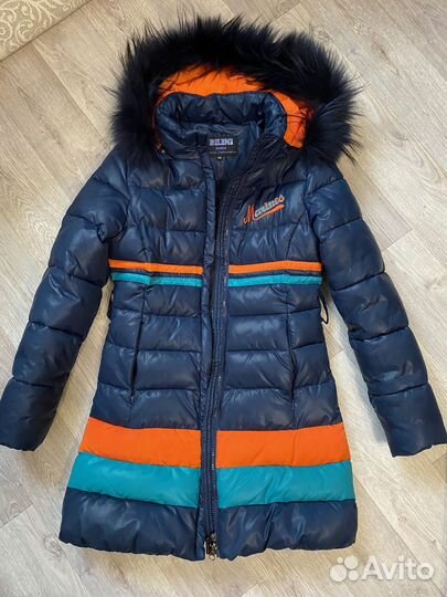 Пуховик р 146