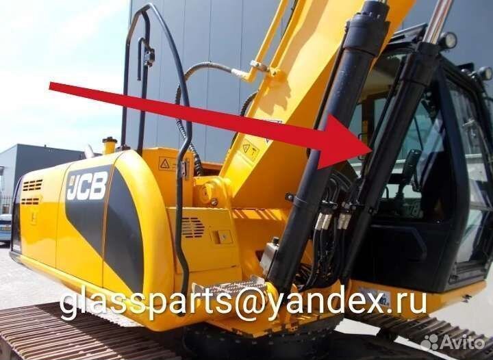 JCB JC 205 LC стекло правое возле стрелы