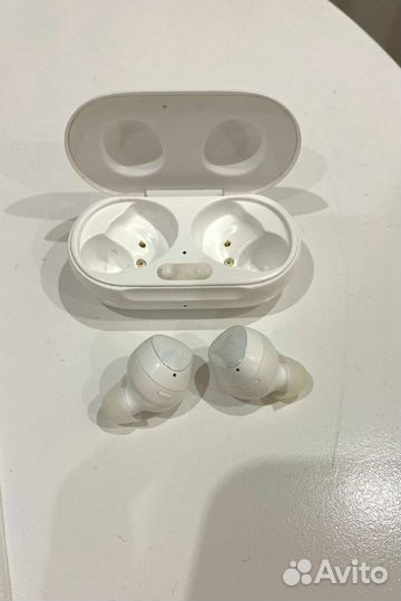 Беспроводные наушники samsung buds plus