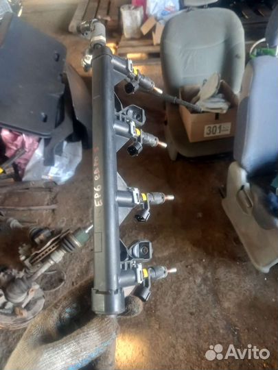 Топливная рампа Peugeot 308 EP6 евро 5