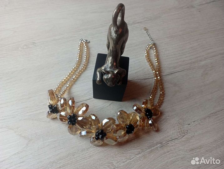 Ожерелье, бусы