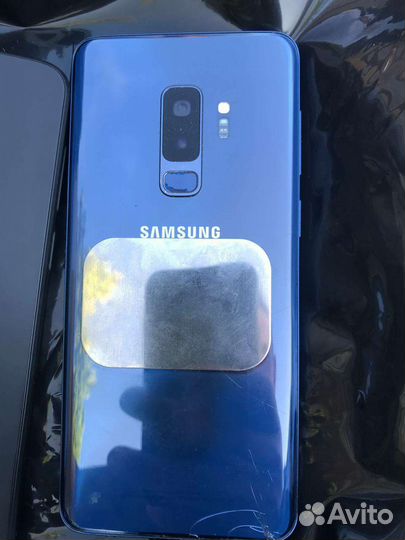 Телефон Samsung galaxy s9 plus