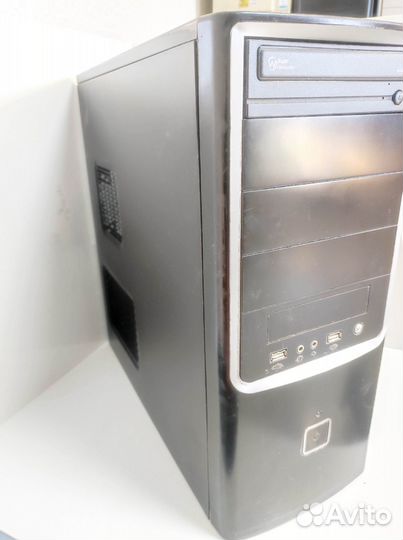 Корпус ATX для компьютера