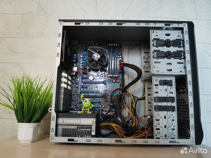 Игровой компьютер Core i3 + 12gb + SSD + RX 560 4g