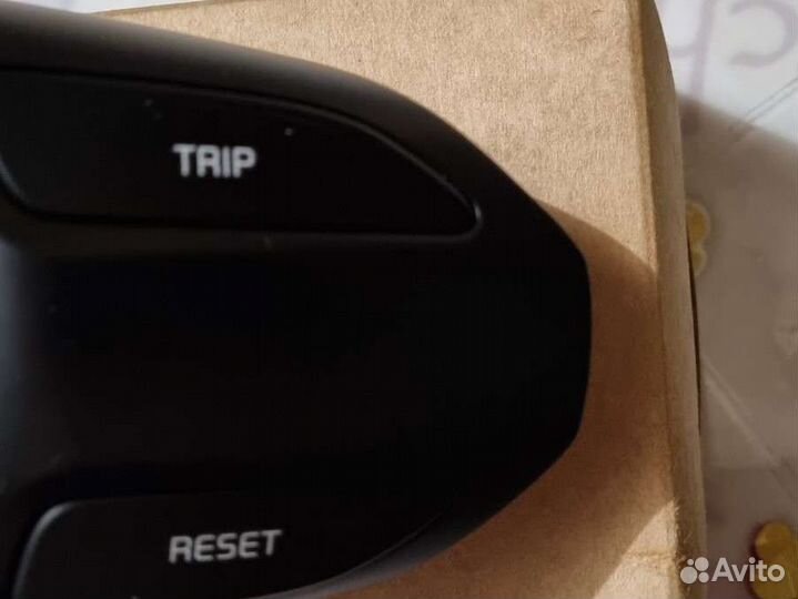 Кнопка на руль правая Kia Rio 4