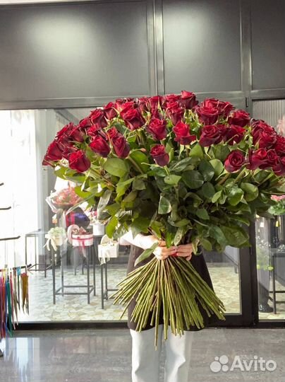 Высокие розы. 101 роза 90см