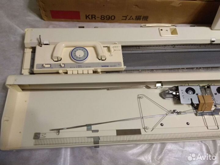 Двухфонтурная вязальная машина brother kh 970/890