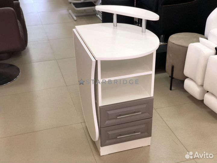 Стол маникюрный складной